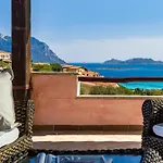 Vila Majra By Klodge *