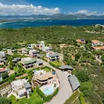 Vila Majra By Klodge *